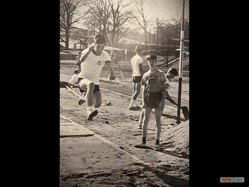 Eighth grade picture of Phil on Grady track team 1967