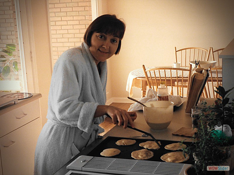 Deb making pancakes in Florence Al